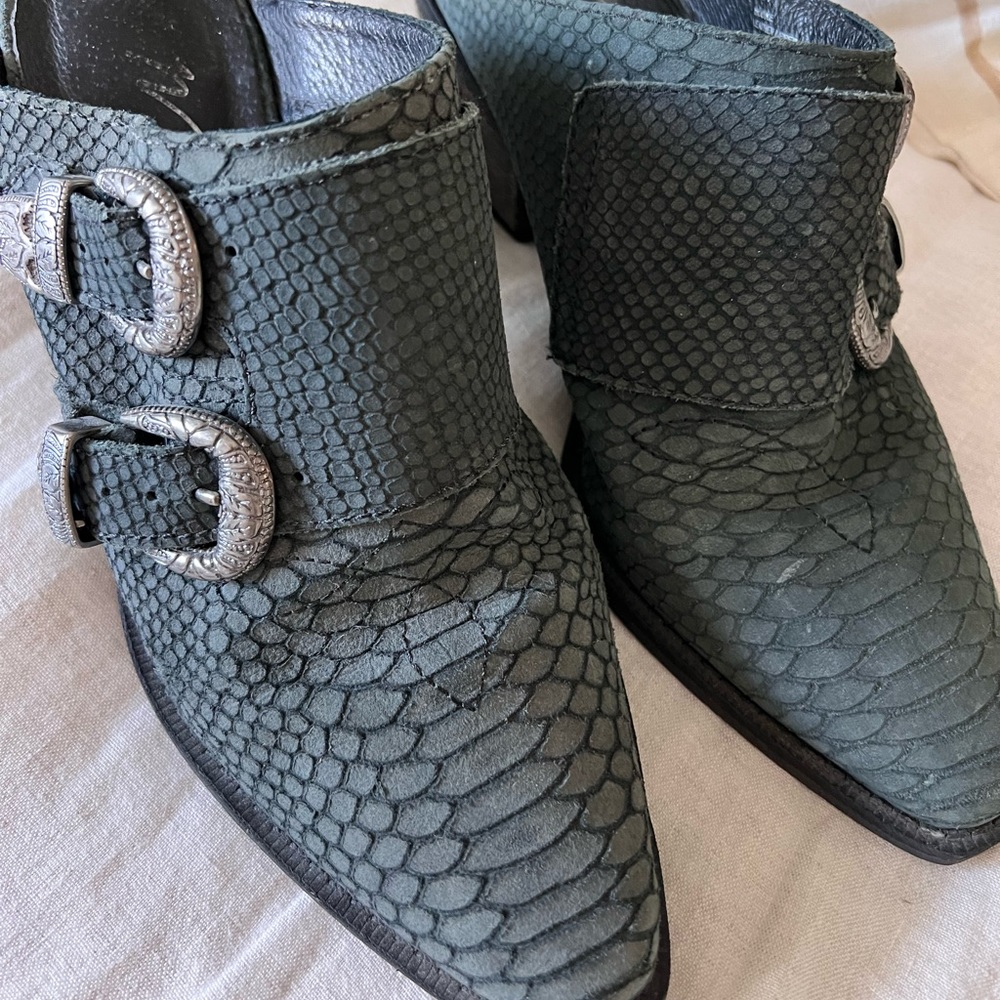 Matisse Mules
